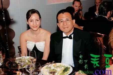 李嘉诚:打工是最愚蠢的投资 浪费青春