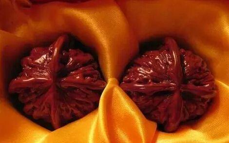 清宫太监揉的核桃你见过吗号称值一个亿