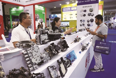 第五届温州国际汽配展开幕 首日吸引超1.4万名专业采购商