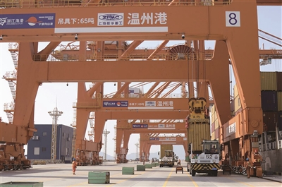 温州港前11月集装箱吞吐量146万 超去年全年