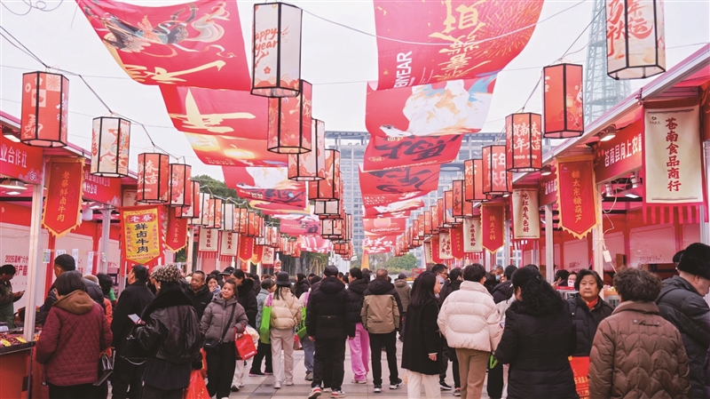 ���ݡ�����һ�����ز����껪������