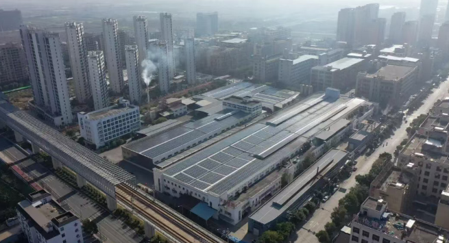 ���ڲ����ȣ��������ҵԤ�Ʋ�ֵ��ͻ��8��Ԫ