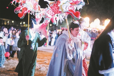 һ�K���еğ���600�����������