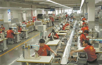 �ϰ�ʡ����ȺƷ�����������������������ҵ������Ⱥ����߶ˡ�