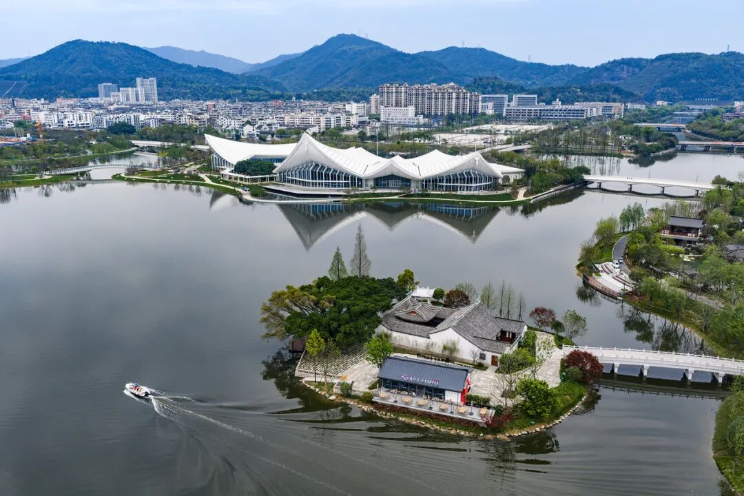 ԰��ʢ�����Σ�ȫ�򾫲ʴ��� ���ݡ���һ������ʢ���ѱ���