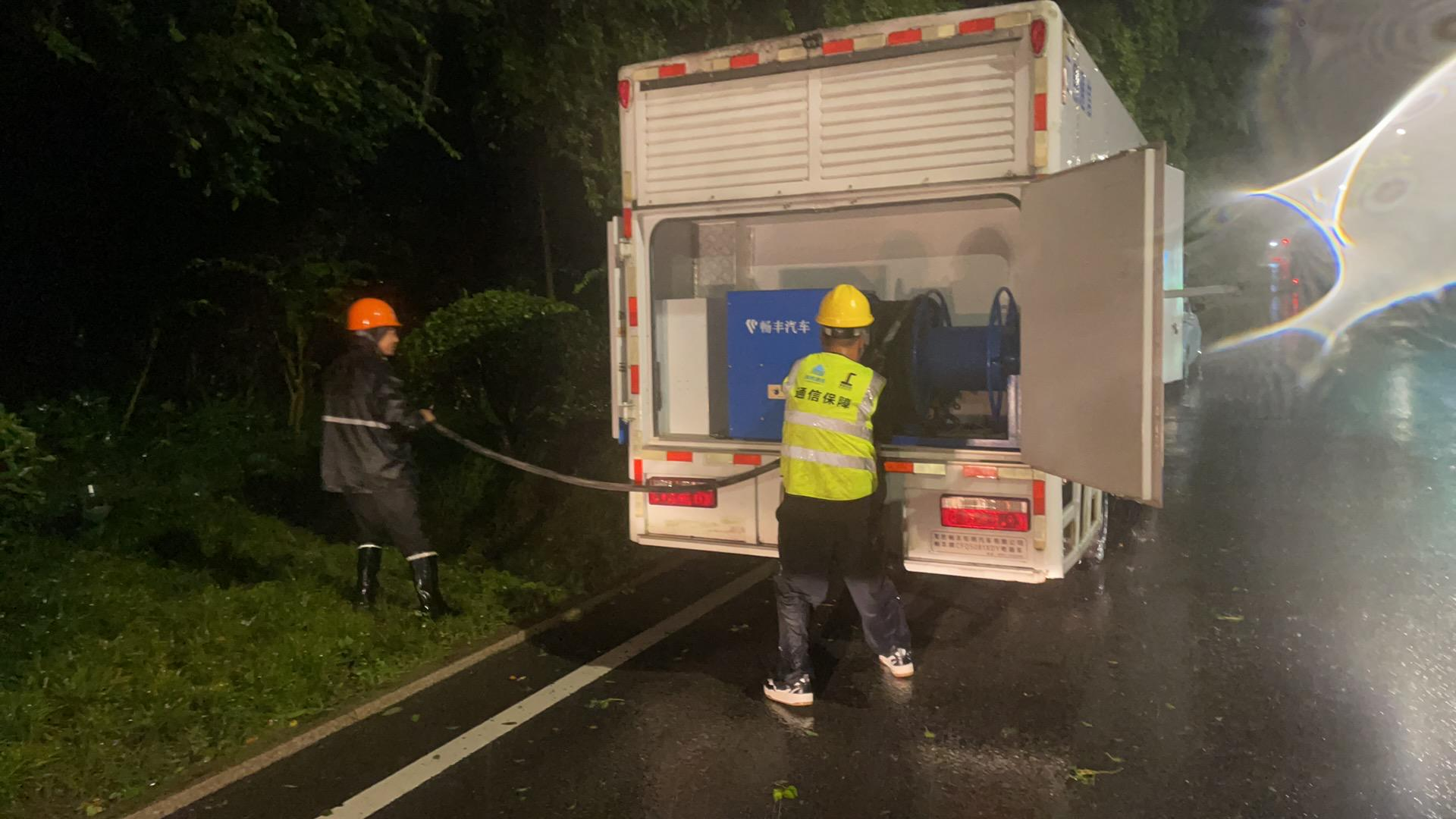 直面暴风骤雨,守护通信“生命线”,温州移动鏖战台风“白海豚”