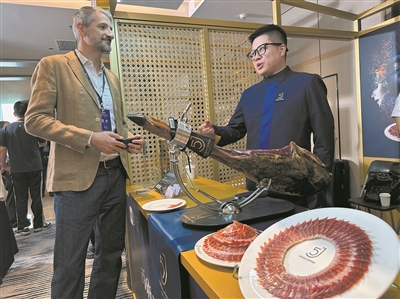 瓯菜如何从敢为天下鲜到天下“先” 黑珍珠餐厅指南食见先锋大会温州论“本真”